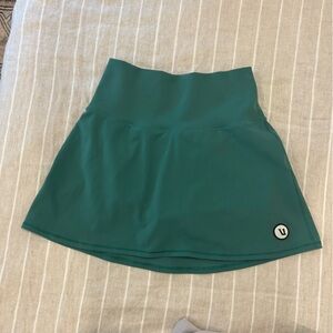Vuori kelly green Skater Skirt